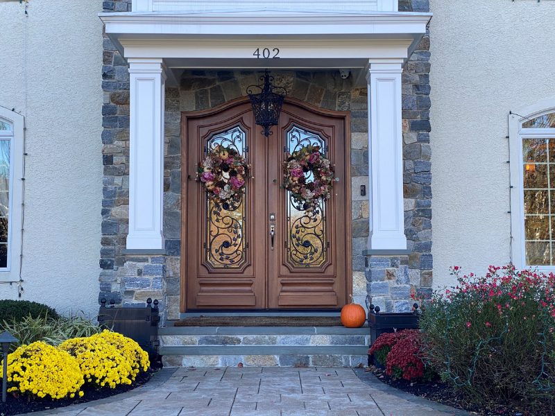 Cap front door